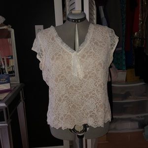 White lace v neck blouse tie sleeveless